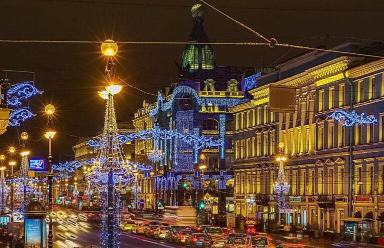 На новогодние каникулы Санкт – Петербург посетило миллион гостей