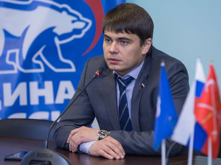 Жители Санкт-Петербурга раскритиковали депутата Боярского за защиту губернатора Беглова