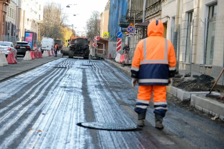 Прокуратура обязала привести дороги в порядок в Пушкинском районе Санкт – Петербурга