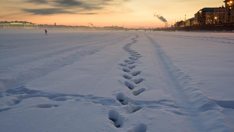 С 15 марта в Санкт – Петербурге нельзя будет выходить на лед водоема