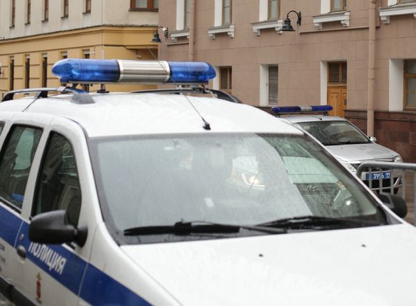 Тело женщины обнаружили в Санкт — Петербурге по неприятному запаху