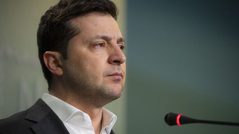 Политолог Миронов считает, что Зеленский уволил послов из-за их неадекватного поведения