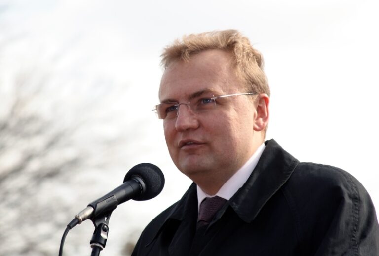 Политолог Монтян раскритиковала мэра Львова из-за плана по усилению мер военного характера