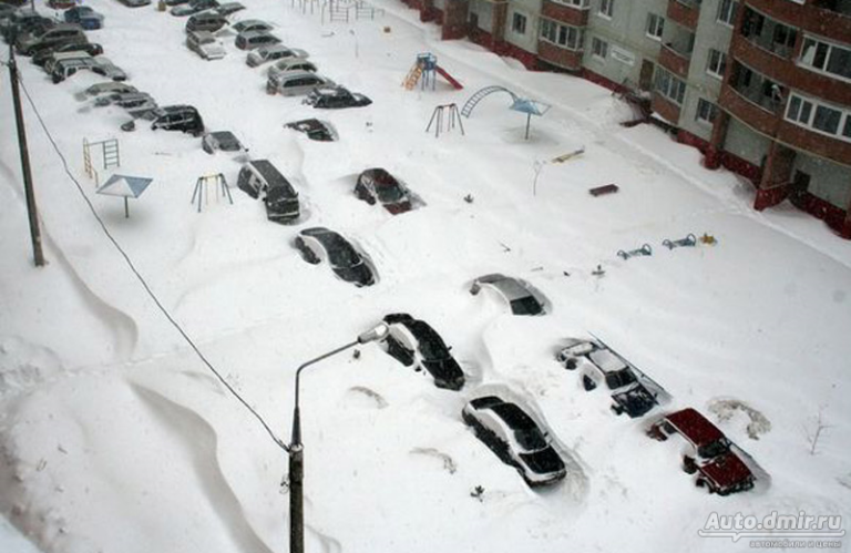 Снежное дежавю: петербуржцы не верят заявлениям Смольного о готовности города к зиме