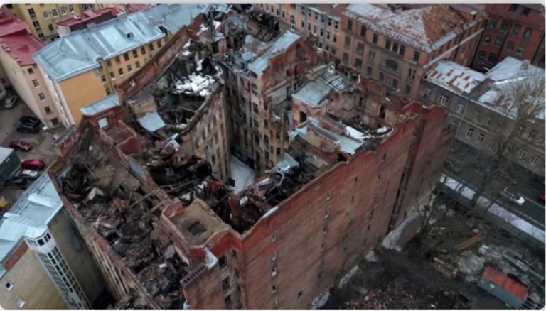 Активисты назвали коррумпированных чиновников ответственными за уничтожение исторических зданий в Петербурге